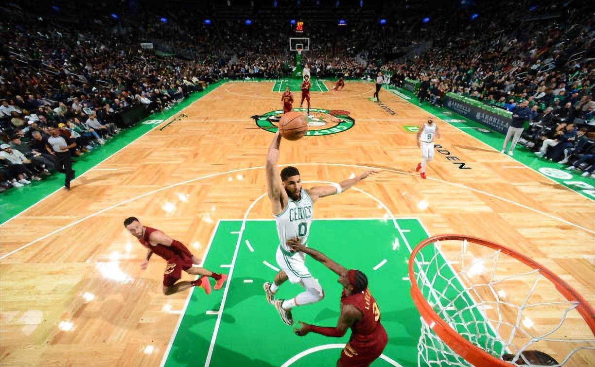 塔图姆官方公布新规，米切尔引发争议，连续三场30+球迷热议！