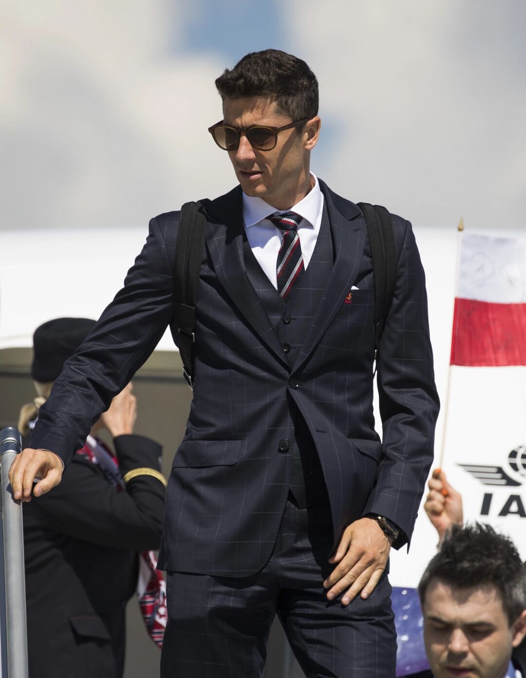 包含莱万多夫斯基重要时刻比赛规则变更，拜仁带队取胜！的词条